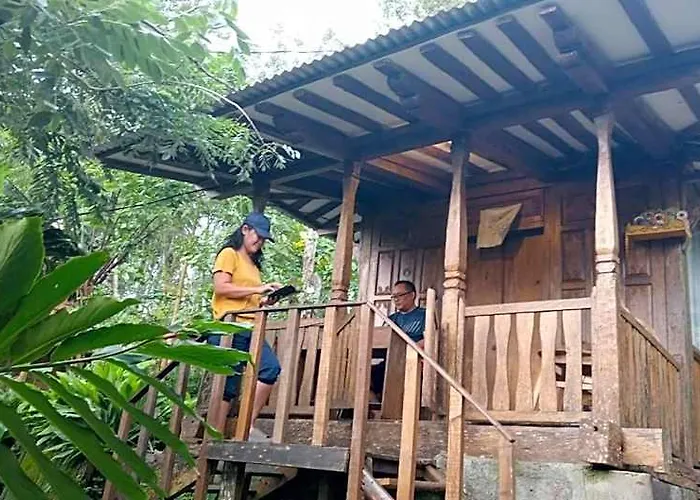Sang Natha - Kopi Tiam & Agro ロッジ Tjatur